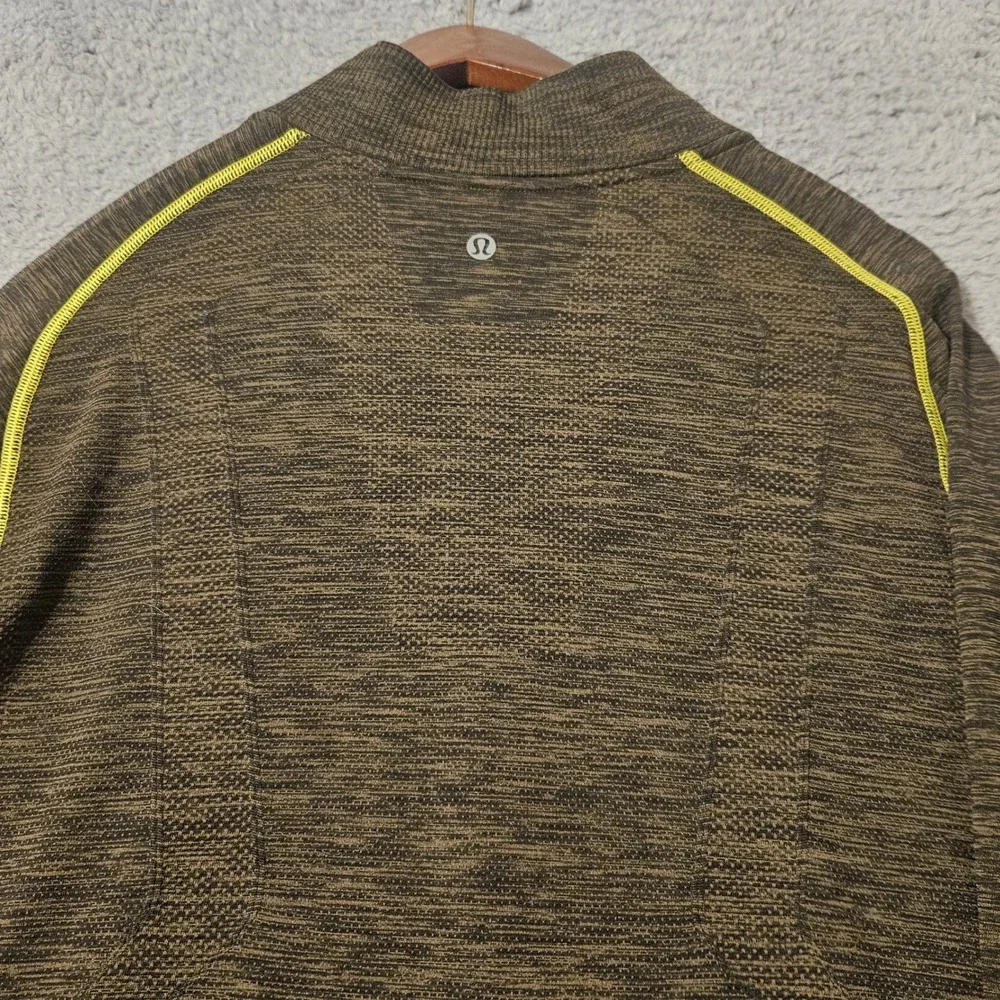 Lululemon Metal Vent Tech Half‎ Zip Pullover Mens Size Large Olive Green Lime